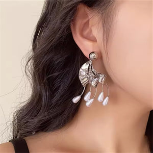 Sparkle Pearls Shape Earrings