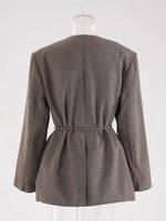 Isaya Blazer