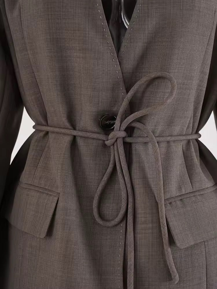 Isaya Blazer