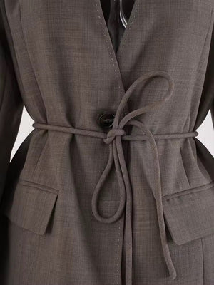 Isaya Blazer