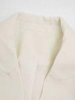 Lottie Blazer