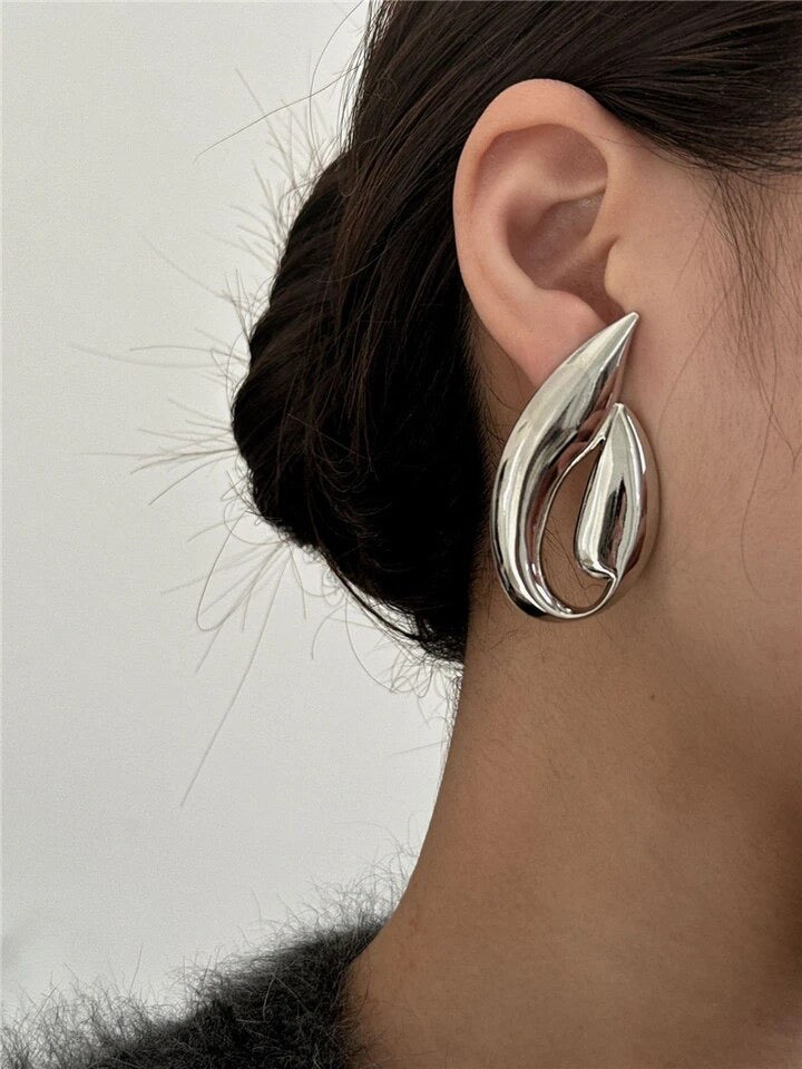 Vintage Metal Glossy Leaf Earrings