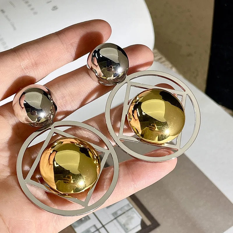 Triangle Round Earrings
